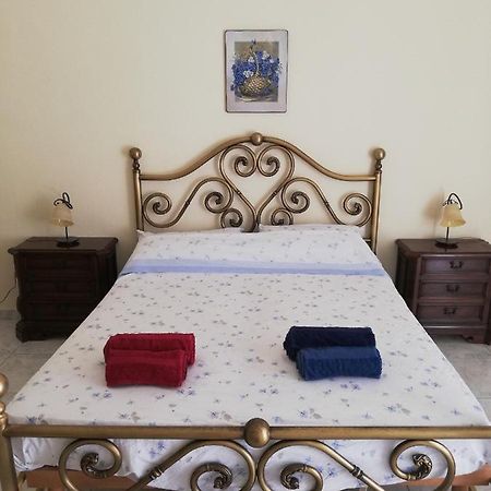 Inna'S Rooms In The History Center Catânia Exterior foto