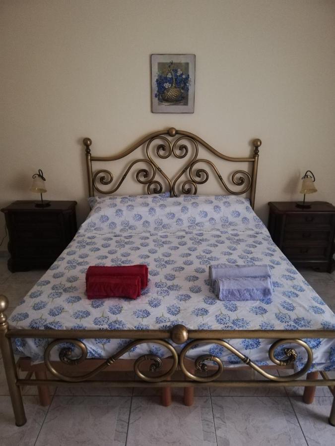 Inna'S Rooms In The History Center Catânia Exterior foto