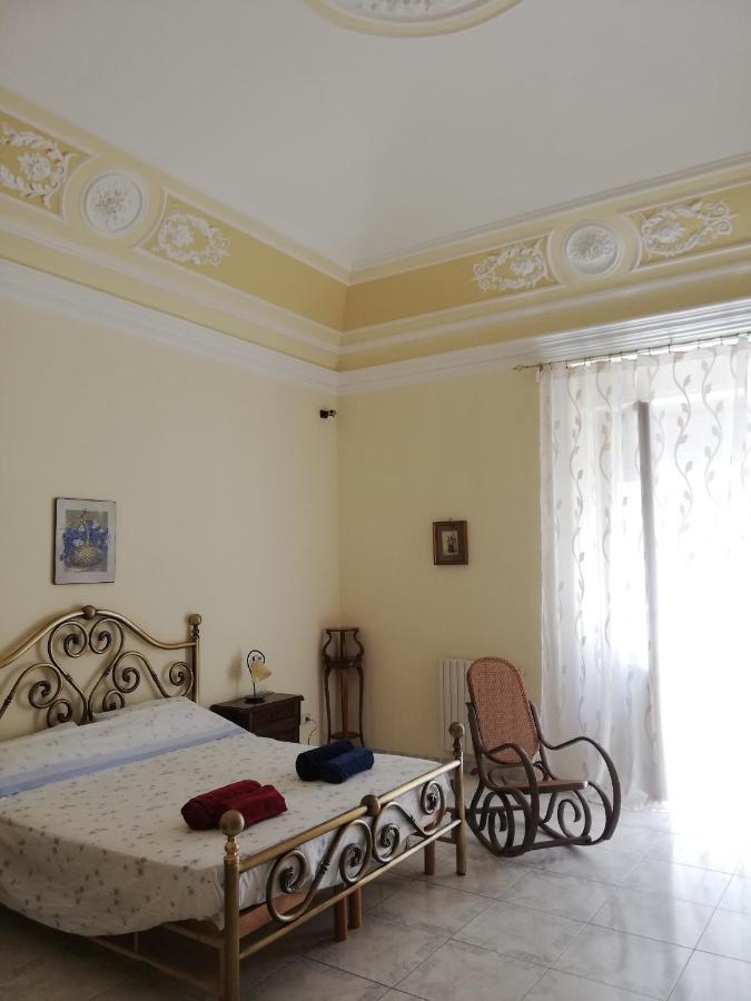 Inna'S Rooms In The History Center Catânia Exterior foto